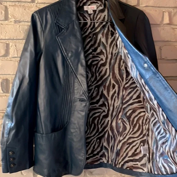 Vintage DENIM & CO Blue Leather Blazer - Picture 6 of 9